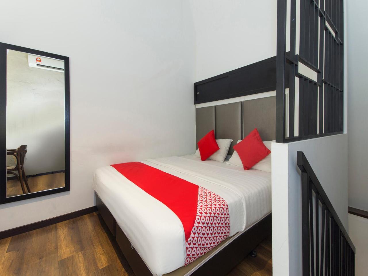 Oyo 127 The Reeds Hotel Kuala Lumpur Eksteriør billede