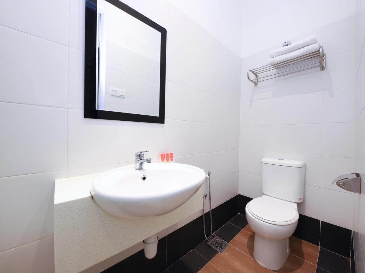 Oyo 127 The Reeds Hotel Kuala Lumpur Eksteriør billede
